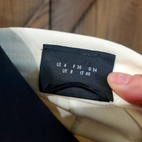 Akris Overcoat - Picture 6 of 7